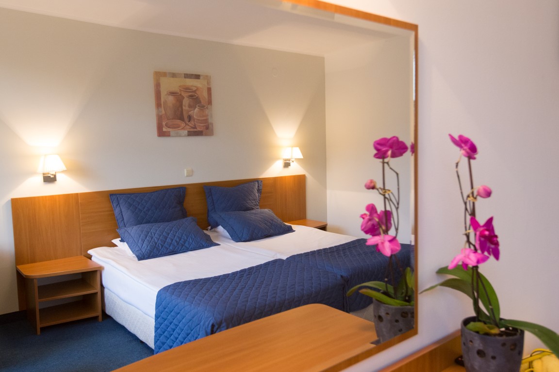 MADARA_HOTEL_NISIPURILE_DE_AUR_BULGARIA_AIR_TOUR_TRAVEL